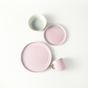 Производитель, оптовая продажа, Высококачественная Роскошная розовая матовая реактивная глазурь, набор посуды, безопасная для духовки, безопасная для посудомоечной машины - Product Image 2