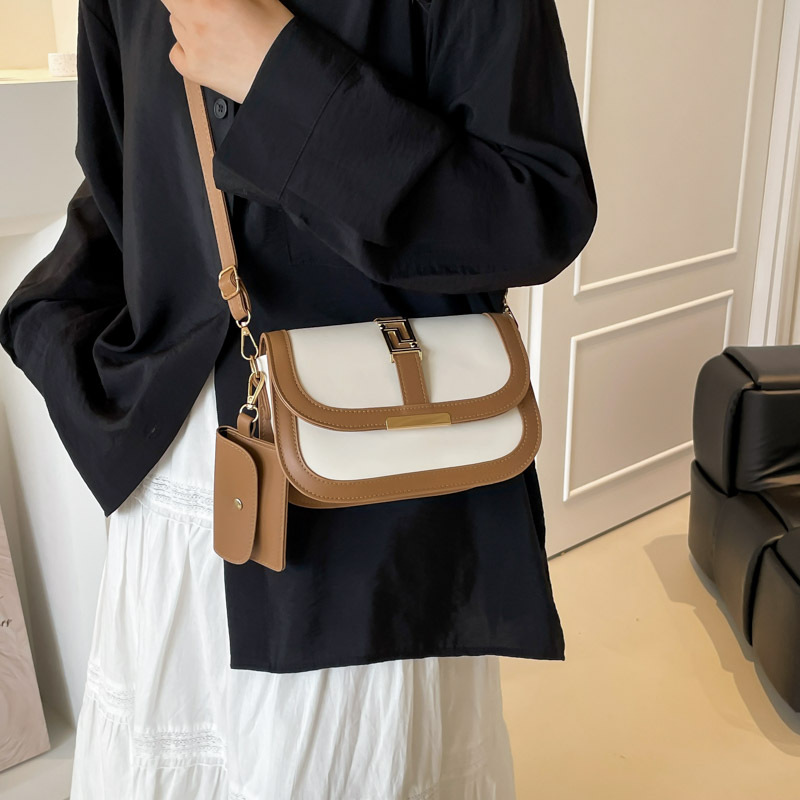 Marrone con bianco