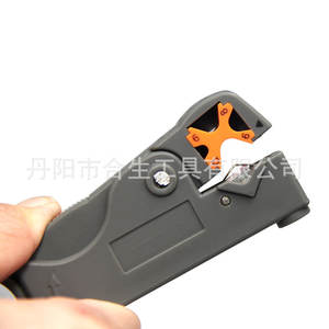 Pelacables Mr Drill con 14 funciones, hoja de acero al carbono, mango de plástico para cables coaxiales, de red, de video y de teléfono - Product Image 3