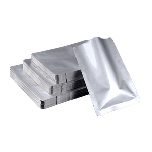 Sac de papier d'aluminium <span class=keywords><strong>sous</strong></span> <span class=keywords><strong>vide</strong></span> plat scellé sur 3 côtés avec couvercle ouvert métallisé argent personnalisé 250 500 1kg étanche à l'humidité pour grain - Product Image 4