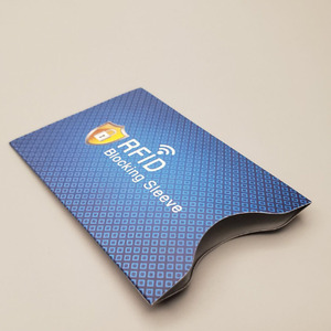 ซองป้องกันการโจรกรรมข้อมูลบัตรเครดิต บัตรเดบิต บัตรประชาชน ทำจากอลูมิเนียมฟอยล์ขอบสีตามสั่ง ป้อง<span class=keywords><strong>กัน</strong></span>การอ่านข้อมูล NFC RFID - Product Image 6