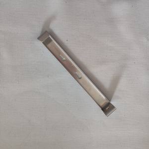 Support de <span class=keywords><strong>gouttière</strong></span> en alliage d'aluminium Ultra Grip de 6 pouces, design moderne, <span class=keywords><strong>crochet</strong></span> de <span class=keywords><strong>gouttière</strong></span> extérieur dissimulé, durable pour villa et appartement - Product Image 3