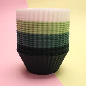 4色再利用可能なBPAフリーシリコンマフィンカップケーキノンスティックモールド12pcs/24pcsパックケーキモールド