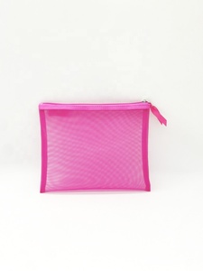 <span class=keywords><strong>Pochette</strong></span> en maille de nylon <span class=keywords><strong>fuchsia</strong></span> sac en maille de polyester plat personnalisé <span class=keywords><strong>pochette</strong></span> à fermeture éclair de maquillage en maille RPET 100% personnalisée - Product Image 4