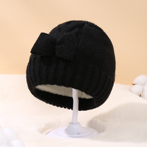 Automne hiver couleur unie bébé <span class=keywords><strong>tricot</strong></span>é chapeaux enfants filles garçons bonnets casquettes chaud doux nouveaux chapeaux ajustés pour enfants avec nœud - Product Image 6