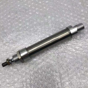 Eén nieuwe DSNU-16-70-<span class=keywords><strong>P</strong></span>-A 1908264 ISO-cilinder - Product Image 1