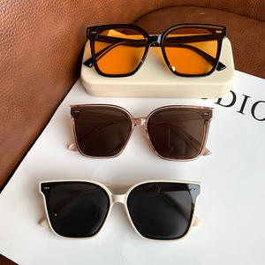 Gafas de sol retro naranja marrón para mujer, montura cuadrada grande, protección UV400, montura de PC, lentes tipo AC, 3 gafas de sol - Product Image 5