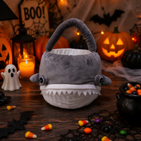 Panier à bonbons d'Halloween en peluche douce moderne en forme de requin, seau à friandises mignon en forme de cercle, sac de rangement pour jouets en peluche pour enfants, sac cadeau