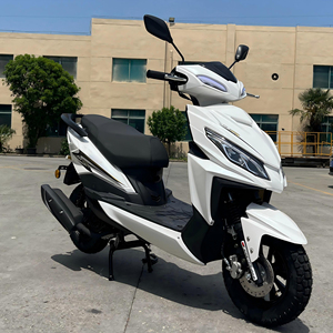 Qualité chaude 125CC Scooter HuanYing refroidi par Air <span class=keywords><strong>frein</strong></span> à disque <span class=keywords><strong>avant</strong></span> <span class=keywords><strong>frein</strong></span> à <span class=keywords><strong>tambour</strong></span> arrière pneu <span class=keywords><strong>avant</strong></span> et arrière 3.50-10 Scooter pratique - Product Image 3