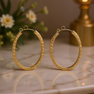 Orecchini a polsino dorati dal design geometrico, stile classico, gioielli raffinati da donna per l'uso quotidiano E4453 - Product Image 2