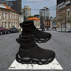 Nouvelles baskets en maille rétro respirantes pour enfants, chaussures de sport à enfiler légères, douces, antidérapantes, tendance, style décontracté pour la marche - Product Image 3