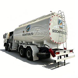 Camion-citerne d'aviation personnalisé Shacman 8x4, réservoir de carburant pour avions Jet A1 de 30000L - Product Image 1