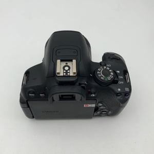 Cámara digital Canon <span class=keywords><strong>EOS</strong></span> <span class=keywords><strong>700D</strong></span> Rebel T5i reacondicionada con kit de lente STM de 50 mm f/1.8 - Cámara DSLR usada como nueva, venta al por mayor - Product Image 4