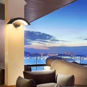 FY806 LED buitenlamp met bewegingsmelder, maanvormig, waterdicht, voor binnenplaats, balkon & entree - Product Image 3