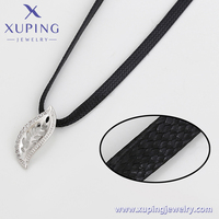 44358 xuping bijoux mode élégant feuillage collier plaqué platine synthétique CZ collier personnalisé femmes
