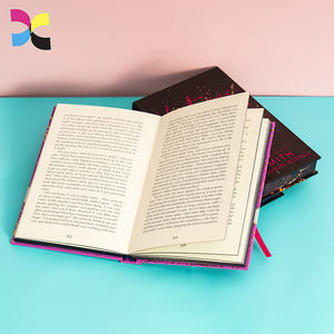 كتاب احترافي مخصص بطباعة ورق مقوى من الجلد والرقائق الذهبية مع حجم تشذيب مطبوع على الورق المقوى للكتيبات - Product Image 5