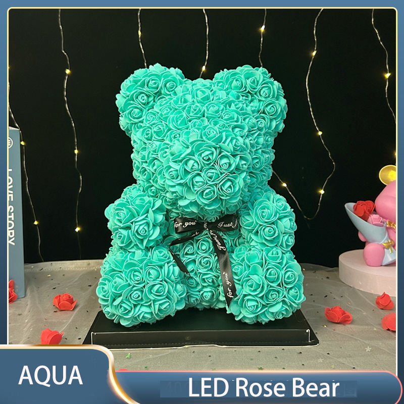 สีเขียวน้ำทะเล