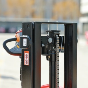 Kleine zelfladende heftruck, draagbare mini elektrische vorkheftruck, handmatige heftruck - Product Image 6