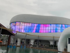 Pantalla LED Transparente de Malla de Cristal Pequeña P3.1 P3.9 P2.6 P2.8 P10.4 - Product Image 4