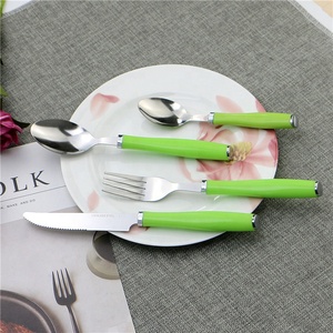 Juego de cubiertos de acero inoxidable con mango de plástico, superventas en Sudamérica, 24 unidades - Product Image 6