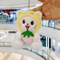 Porte-clés en peluche chat brodé porte-bonheur mignon, mini jouet en peluche chat, pendentif de sac motif fruit (ananas, fraise), cadeau