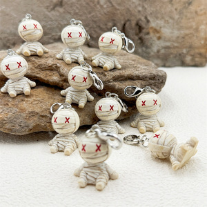Lindo Mini Colgante de Resina de Momia para Halloween, con Cierre de Langosta, Accesorio DIY para Hacer Joyas, para Llavero, Decoración de Bolsos, Regalo - Product Image 1