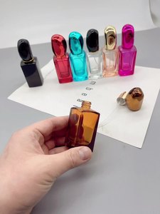 ขวดน้ำหอ<span class=keywords><strong>ม</strong></span>แก้วคริสตัลสีขาว30<span class=keywords><strong>ม</strong></span>ล. ขวดสเปรย์50<span class=keywords><strong>ม</strong></span>ล. พร้อ<span class=keywords><strong>ม</strong></span>ที่หนีบ<span class=keywords><strong>กล่อง</strong></span>เครื่องสำอางที่ว่างเปล่าจำนวน100ชิ้น - Product Image 4