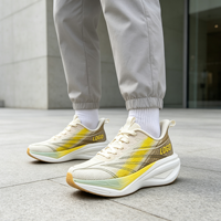 Chaussures de course personnalisées pour hommes, haute qualité, OEM ODM, fabricant professionnel de baskets d'extérieur à absorption des chocs
