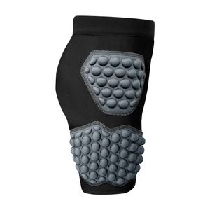Shorts de compression rembourrés personnalisés YOUNGSON pour enfants avec bande élastique pour garçons, jeunes joueurs de football et de skate - Product Image 5