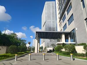 Bolardos de Seguridad Temporales de Acero para Estacionamiento de Hoteles, Reflectantes Prismáticos de Alta Intensidad, Protección IP68, Eventos Luminosos, Plateados - Product Image 4