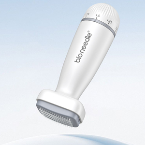 Dispositivo Derma Stamp con Microaghi 120 Punte in Acciaio Inossidabile con Derma Stamp Regolabile per Microneedling e Ricrescita dei Capelli - Product Image 1