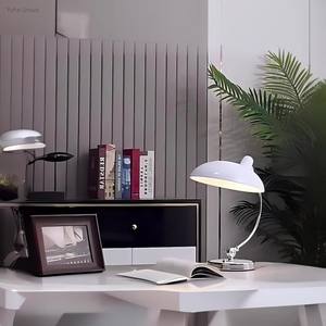 Lámpara de Escritorio LED Retro de Lujo con Diseño Moderno, Alimentación de CA, Pantalla Blanca, Uso en Hoteles, Eléctrica - Product Image 1
