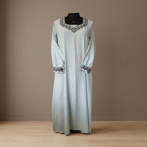 Abaya burka pour femme musulmane islamique brodée géométrique très demandée en tissu de coton biologique à vendre - Product Image 3