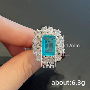 Anello Cocktail F1448 con Smeraldo, Oro Massiccio 18K, Diamanti Taglio Brillante Rotondo, Incastonatura a Pavé, Gioiello Raffinato da Donna per Fidanzamento - Product Image 5