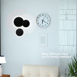 Applique murale extérieure ronde modulaire LED noire pour cour, balcon, salon - Product Image 1