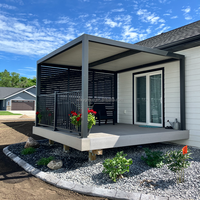 Pergola motorisée en aluminium à toit réglable, revêtement poudré, pour hôtels et complexes hôteliers, système automatique intelligent à économie d'énergie, OEM ODM