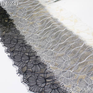 Qualité en gros luxe français paillettes fleur dentelle avec fil d'or noir blanc maille Chantilly dentelle garniture tissu 23cm pour <span class=keywords><strong>robe</strong></span> - Product Image 1