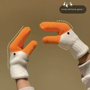 ถุงมือไหมพรมถักลายหงส์ทำมือ น่ารัก อุ่น สำหรับผู้หญิง ฤดูหนาว บุขนกำมะหยี่หนานุ่ม กันหนาว ยาวถึงข้อมือ เหมาะสำหรับนักเรียน - Product Image 3