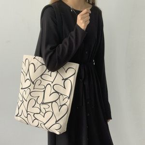 Sac fourre-tout en toile minimaliste à imprimé cœurs, motif cœurs en ligne noire, sac à bandoulière décontracté pour le shopping et l'usage quotidien - Product Image 2