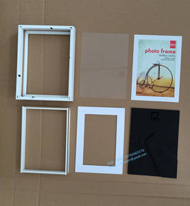 Cadre photo en bois 3D, boîte à <span class=keywords><strong>ombre</strong></span>, cadre photo profond, haute qualité, personnalisé, blanc, style logo en bois européen, cadre d'affichage personnalisé - Product Image 4