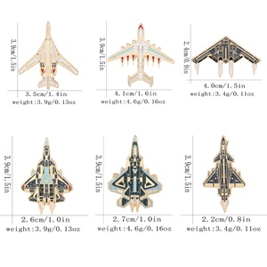 Épinglette créative en forme de navette spatiale, badge émaillé personnalisé, accessoire de décoration pour vêtements et sacs en métal - Product Image 6