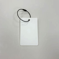 Étiquettes de bagages anti-perte en acrylique FPR à double face par transfert thermique, étiquettes suspendues par sublimation et badges professionnels