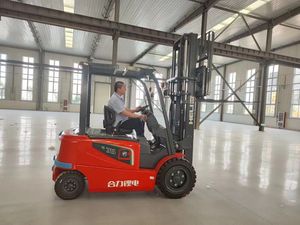 Mini elevador eléctrico de horquilla, batería de iones de litio, 3 toneladas, 2,5 T, mástil de 3,5 toneladas, ventilador de cabina de carretilla elevadora de 6 metros a la venta - Product Image 5