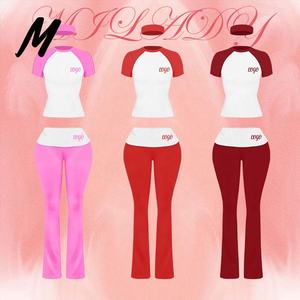 مجموعة ملابس نسائية مكونة من قطعتين لعام 2026 بشعار مخصص، قمصان بأكمام قصيرة وسراويل واسعة مطوية، أزياء كاجوال متناسقة لمجموعة النوم - Product Image 1