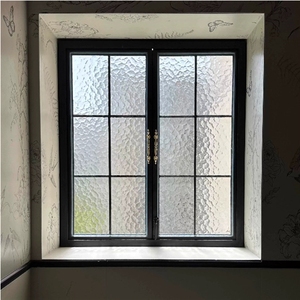 Fenêtre à battants en verre artistique de style rétro français, fer forgé, intérieur en aluminium, treillis coulissant et cloisons - Product Image 5