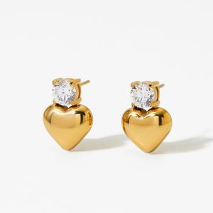 ต่างหูรูปหัวใจสแตนเลสคุณภาพสูง ดีไซน์ใหม่สุดคลาสสิก ชุบทอง ประดับเพชรคิวบิกเซอร์โคเนียขนาดเล็ก เครื่องประดับแฟชั่น - Product Image 2