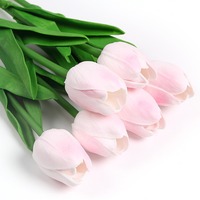 Bunga Tulip Simulasi PU Sentuhan Lembut Laris Manis, Digunakan untuk Dekorasi Ruang Tamu, Dapur, Hotel, Pernikahan