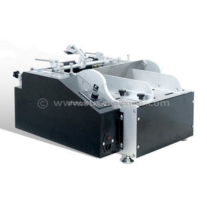 Machine d'étiquetage semi-automatique à colle, étiqueteuse à adhésif froid pour bouteilles en verre, bouteilles de vin et pots de conserve alimentaires - Product Image 4