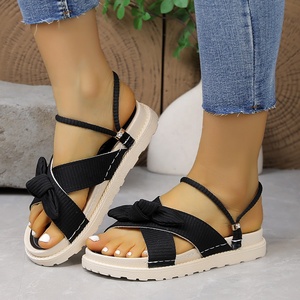 Nouvelles sandales tendance pour femmes, couleur unie, bout ouvert, à brides croisées avec nœud, plateforme imperméable, mules élégantes pour femmes - Product Image 3