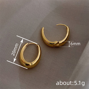 Eleganti Orecchini a Cerchio Geometrici per Donne, Gioielli Chic in Stile Francese per l'Ufficio - Product Image 3